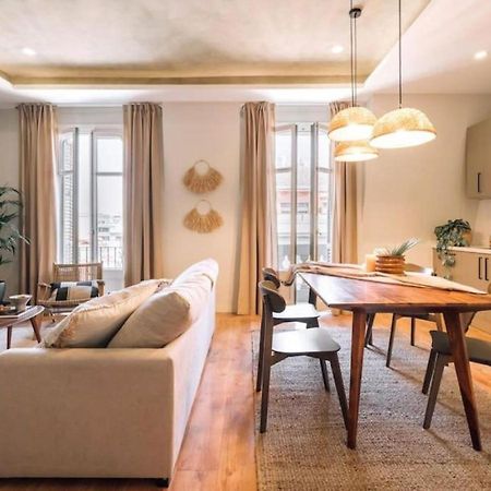 Salonga - 1 Bedroom And Balcony In Eixample Esquerra Barcelona Exteriör bild
